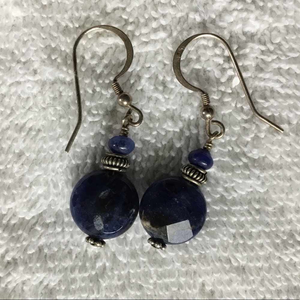 Sterling silver and Lapis earring